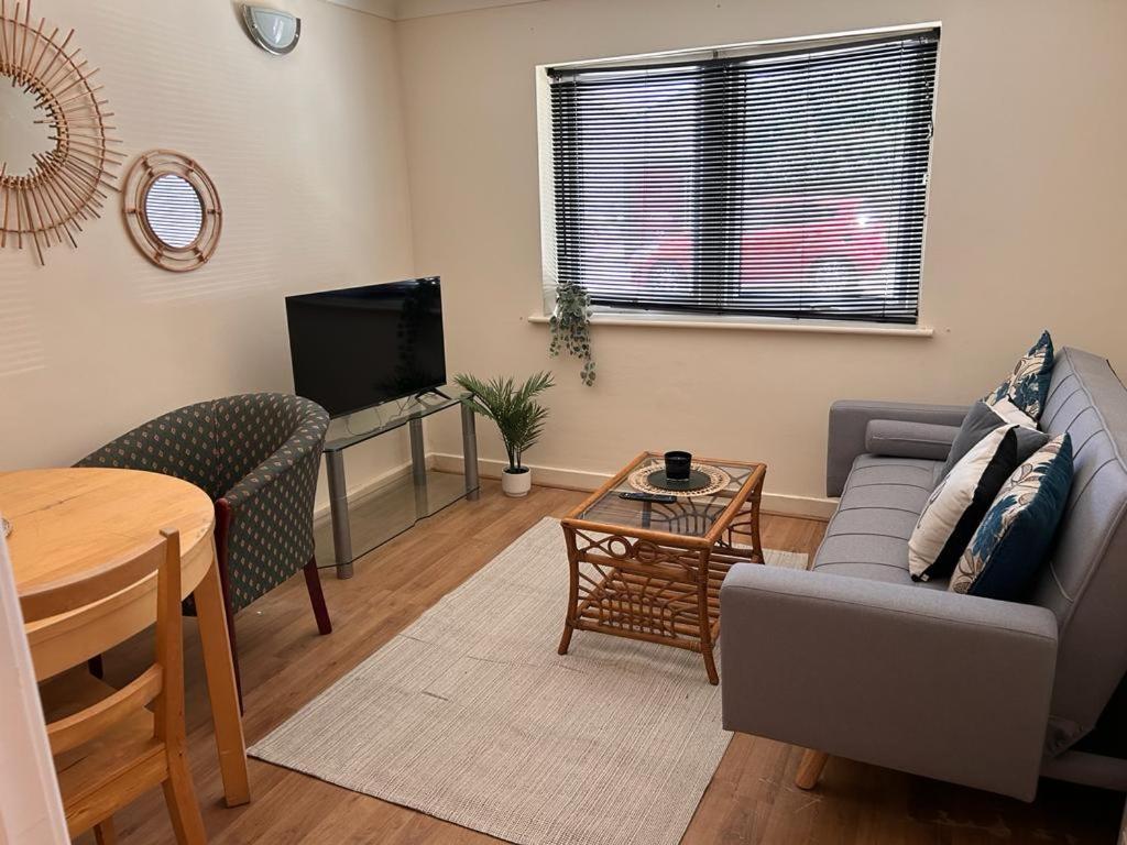 Sea Breeze Apartments Porthcawl - Ground Floor Nottage Экстерьер фото